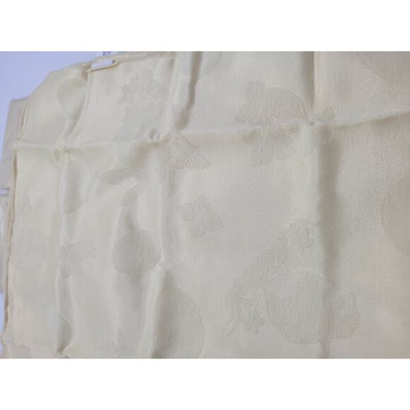 NEW Set of 4 Blossoms & Blooms Kohls Yellow Floral Spring Cloth Napkins 16"x17" - Picture 6 of 10